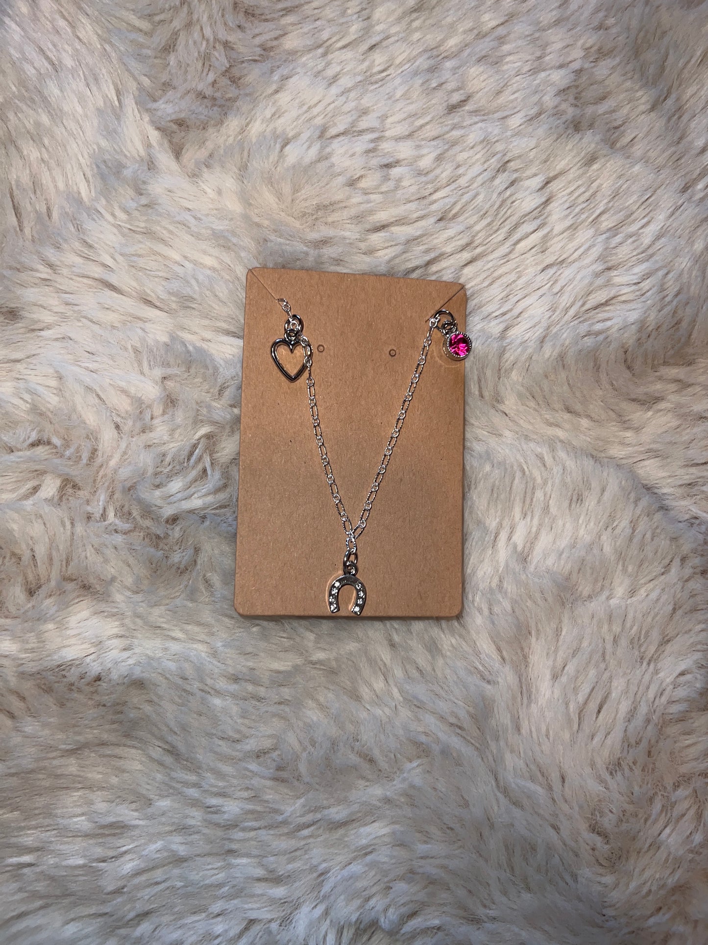 Silver horseshoe heart charm hatchain